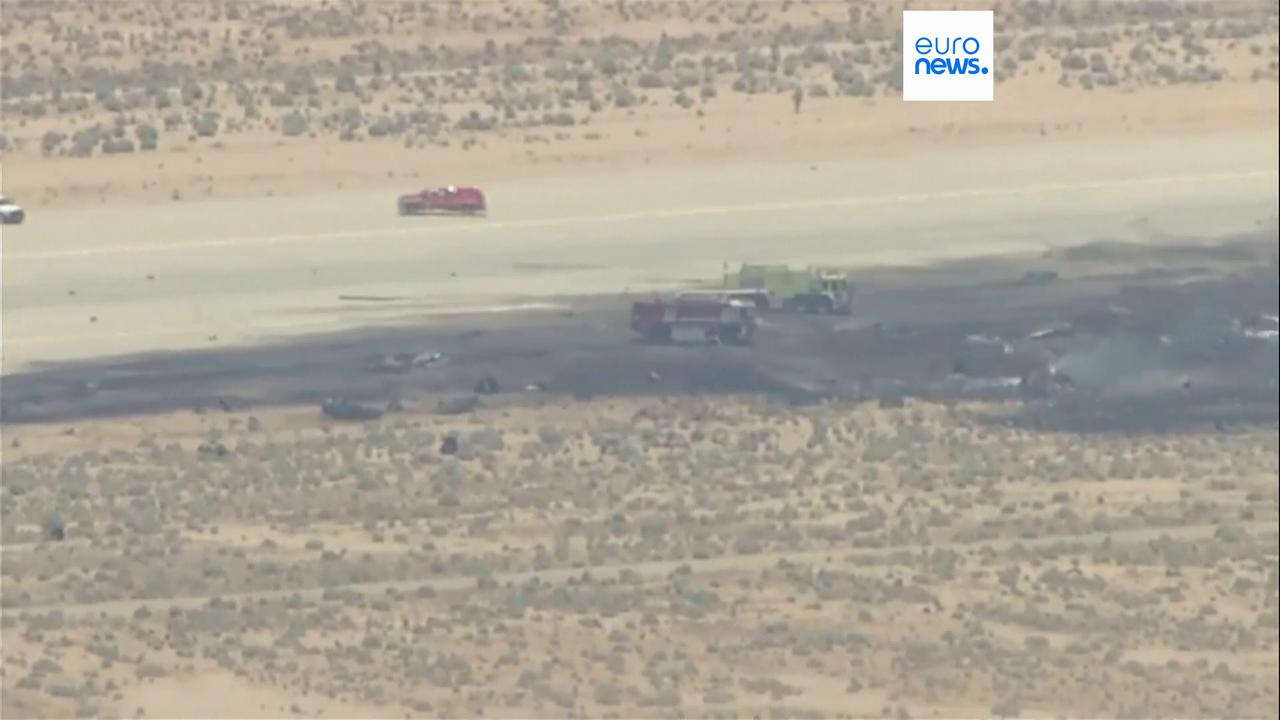 Video thumbnail for Eight killed in US Air Force B-52 bomber crash in California