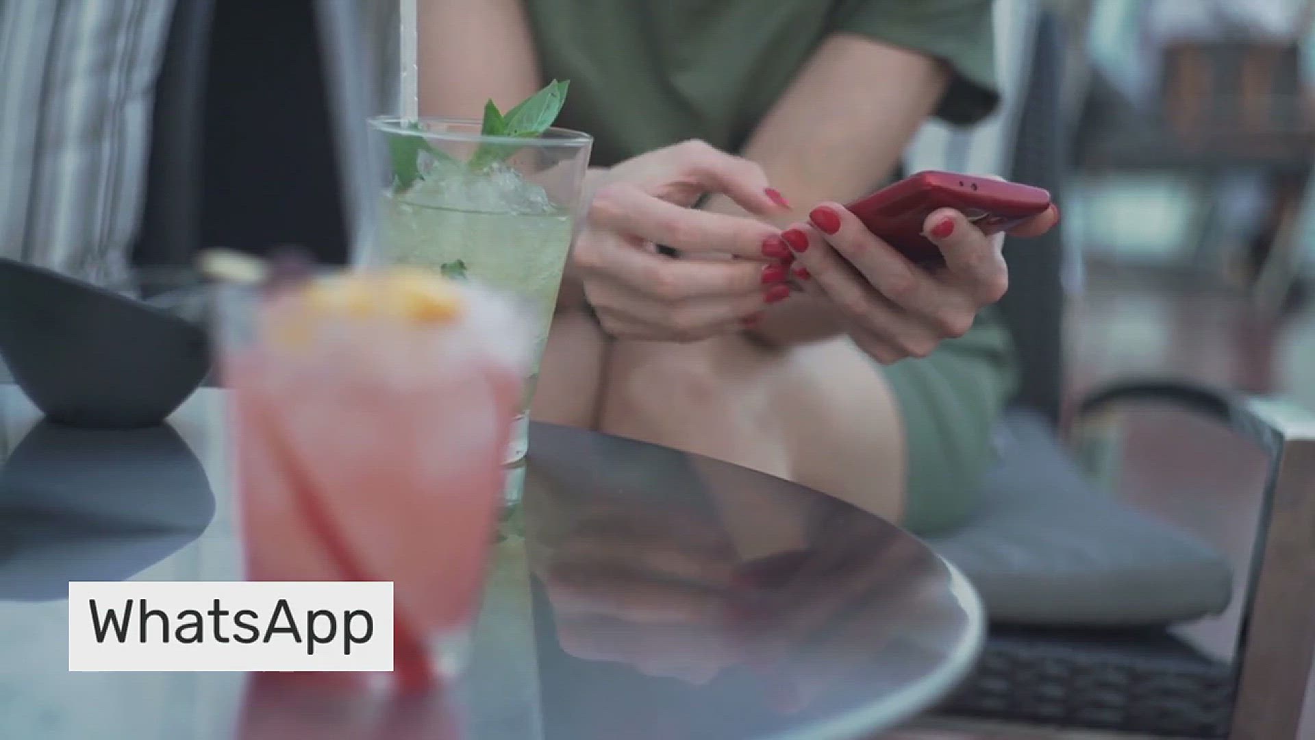 Video thumbnail for Vegan Chocoladetaart met noten