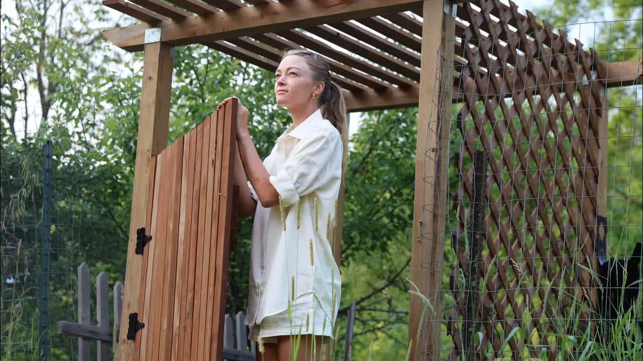 Video thumbnail for building the entrance to my secret garden ️‍