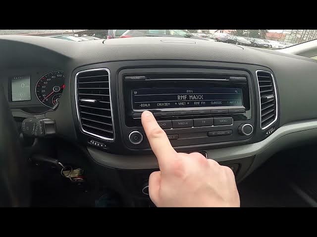 Video thumbnail for How to Assign Radio Station to Button in Volkswagen Sharan II ( 2010 – now )