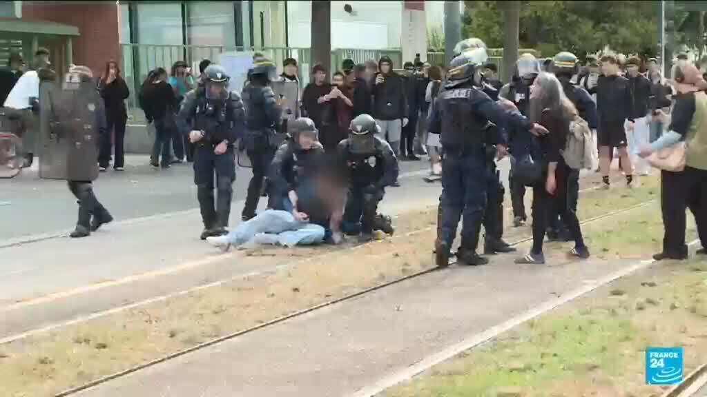 Video thumbnail for France schools protests: more than 6,100 arrested since start of demonstrations