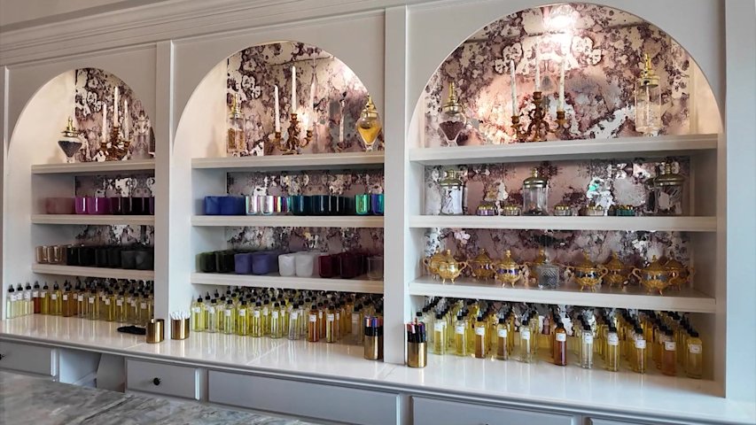 Video thumbnail for Road Trip Close To Home: Candle bar lets visitors create one-of-a-kind custom scents