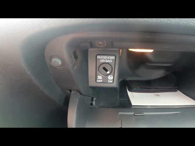 Video thumbnail for How to Turn Passenger Airbag On or Off in Seat Toledo IV ( 2012 – 2018 )
