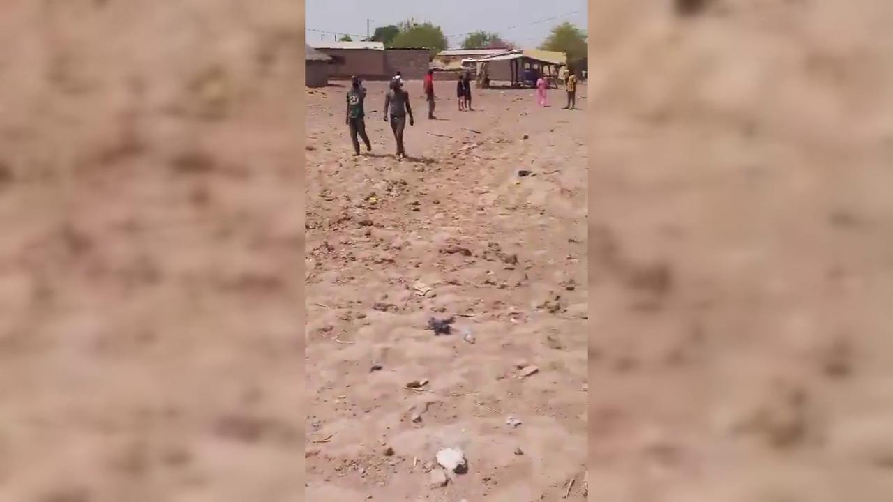 Video thumbnail for Mali: Islamists Blockade Mali Capital.