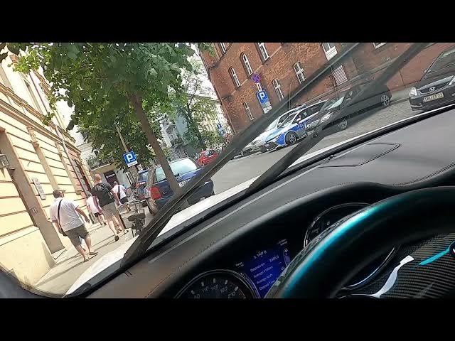 Video thumbnail for How to Enable or Disable Front Windshield Wipers in Maserati Quattroporte II ( 2013 – now )