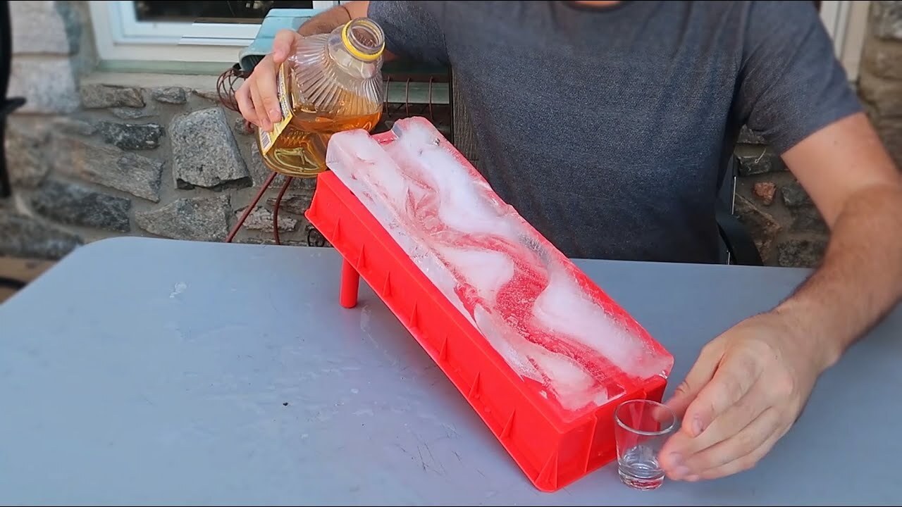 Video thumbnail for 5 More Awesome Kitchen Gadgets #89