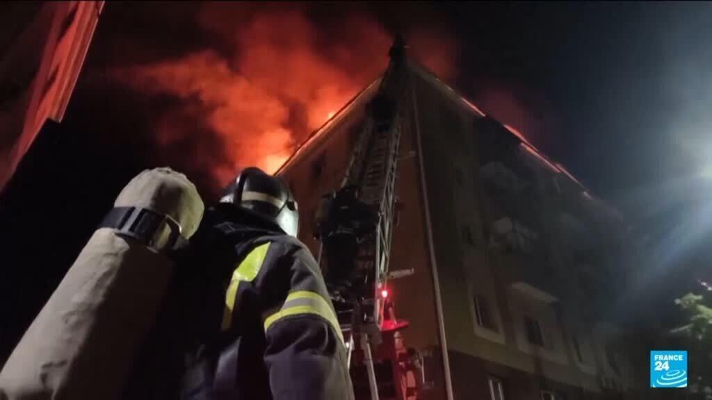 Video thumbnail for Ukraine: Russian bombs injure five civilians in Sumy, authorities say