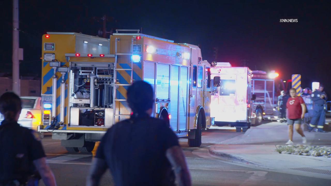 Video thumbnail for US, Phoenix: Phoenix Officers And Firefighters Search Canal Waters After 75th Avenue Crash.