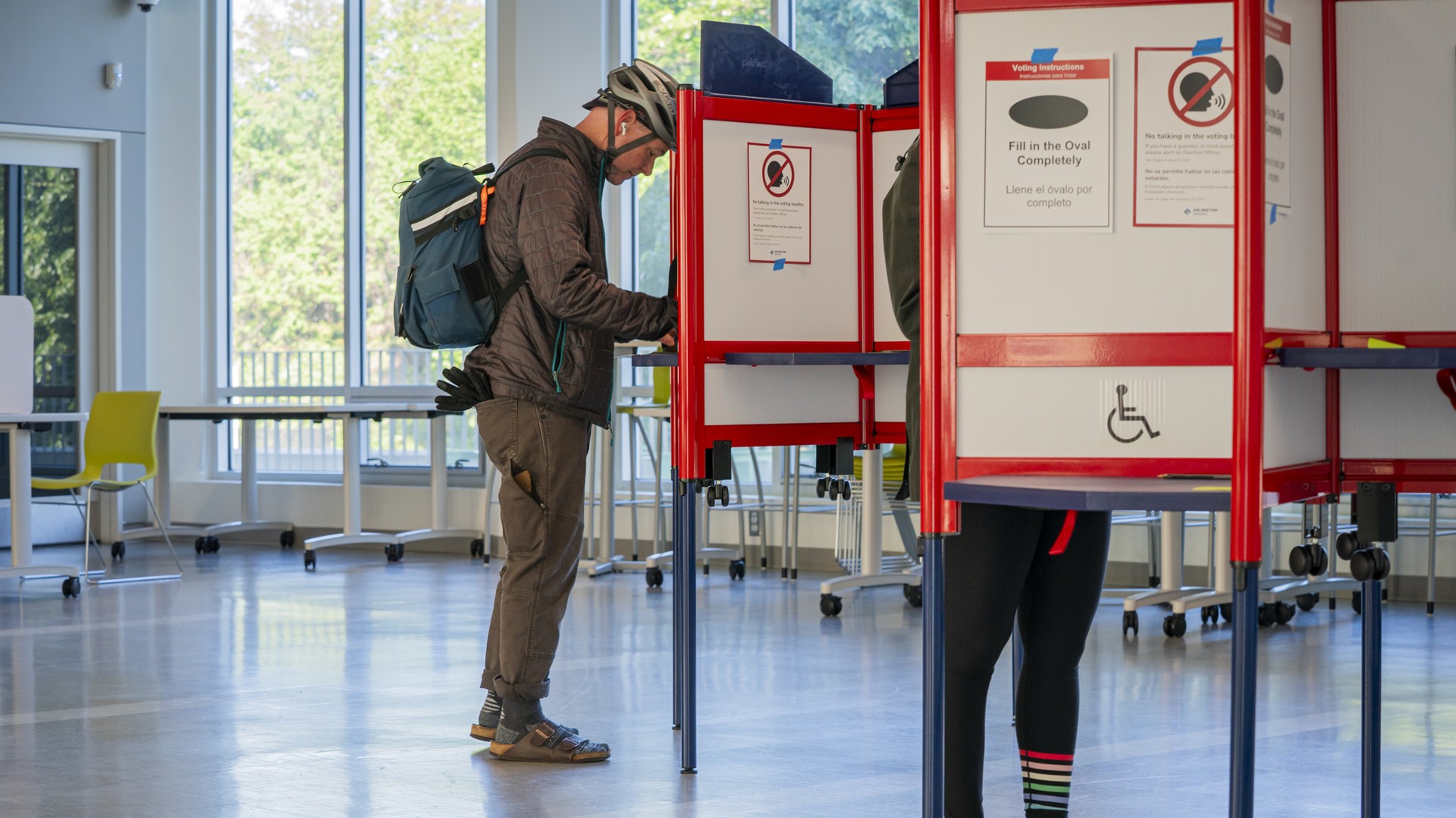 Video thumbnail for Virginia approves redistricting plan giving Democrats control over map drawing