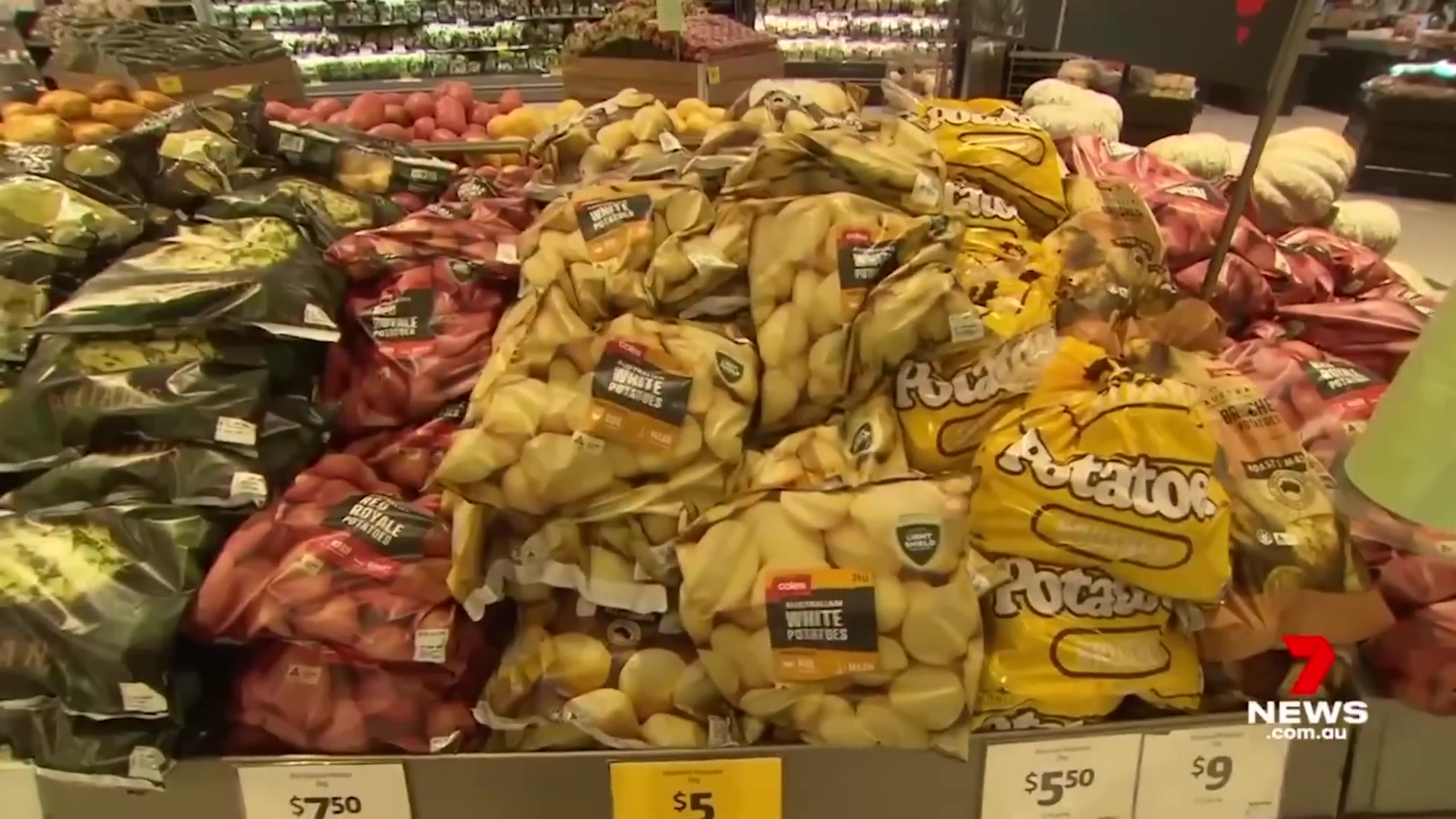 Video thumbnail for Why Baked Potatoes Always Taste Better At A Restaurant