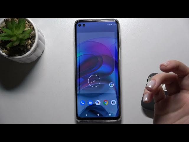 Video thumbnail for How to Manage Home Screen Widgets in MOTOROLA Moto G100 – Add / Remove Widgets