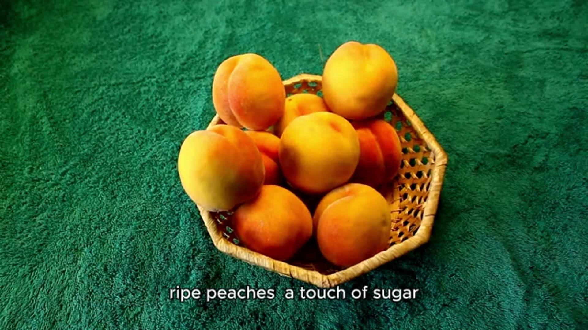 Video thumbnail for OLD SCHOOL PEACH COBBLER