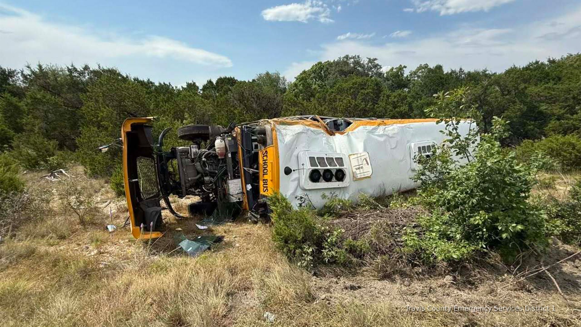 Video thumbnail for School bus carrying 42 students rolls over in northwest Austin, injures dozens