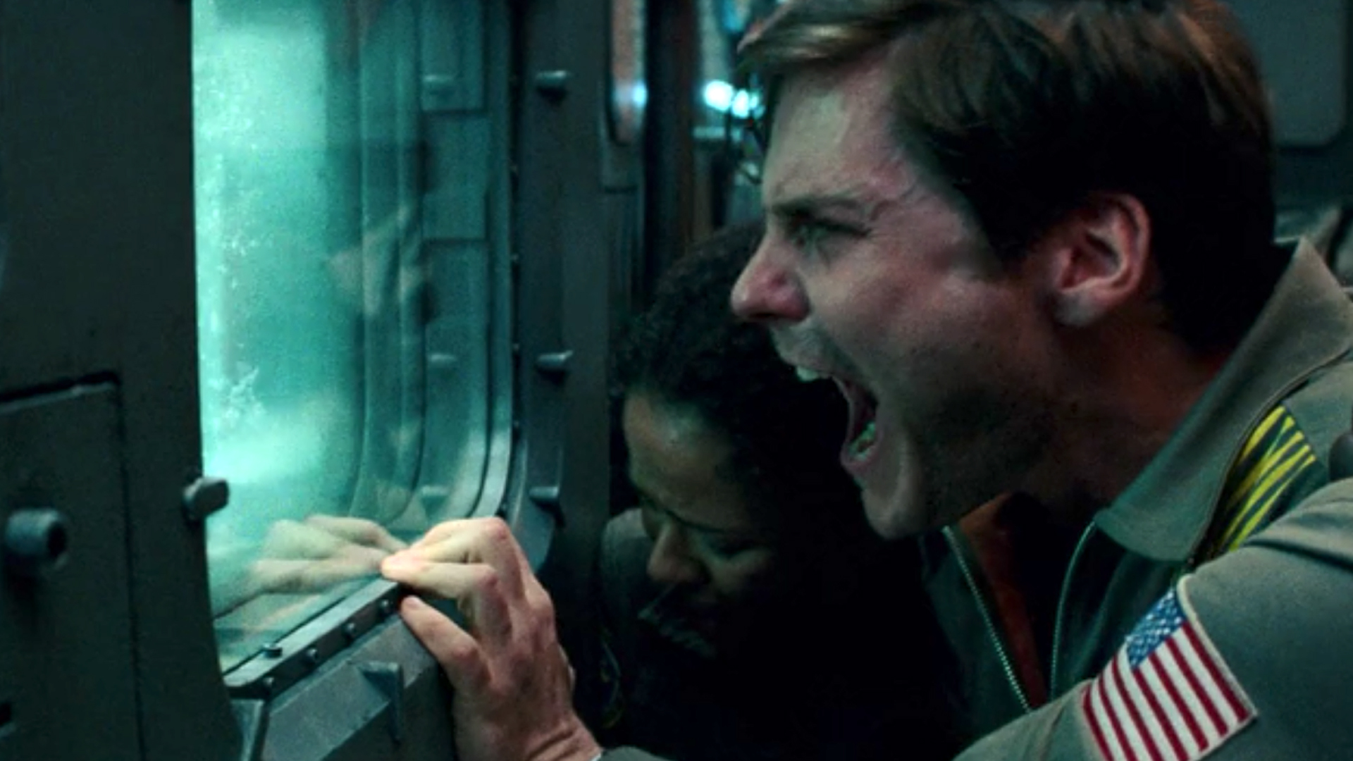 Video thumbnail for The Ending Of The Cloverfield Paradox Explained