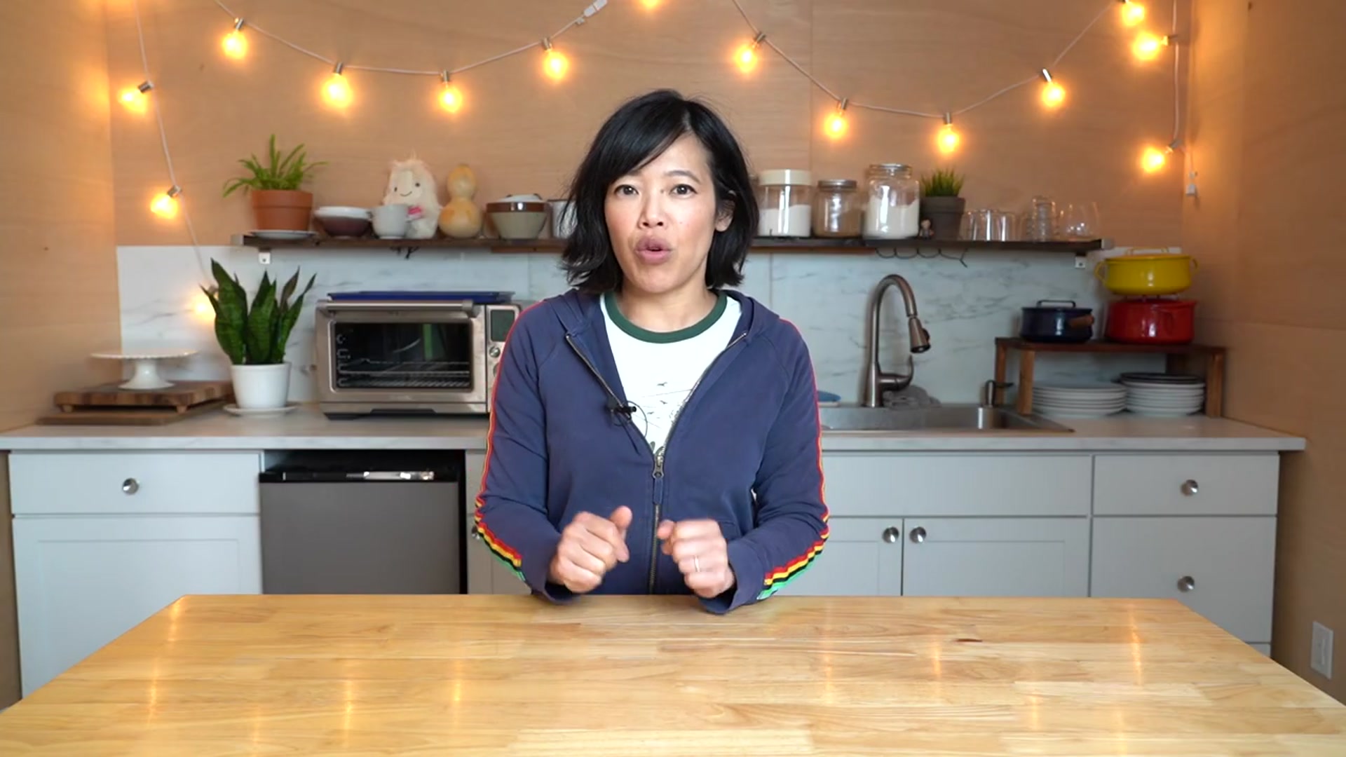 Video thumbnail for How Smelly Is The Stinkiest Sandwich_ _ The Big Stinky _ Limburger Cheese Sandwich(720P_HD)