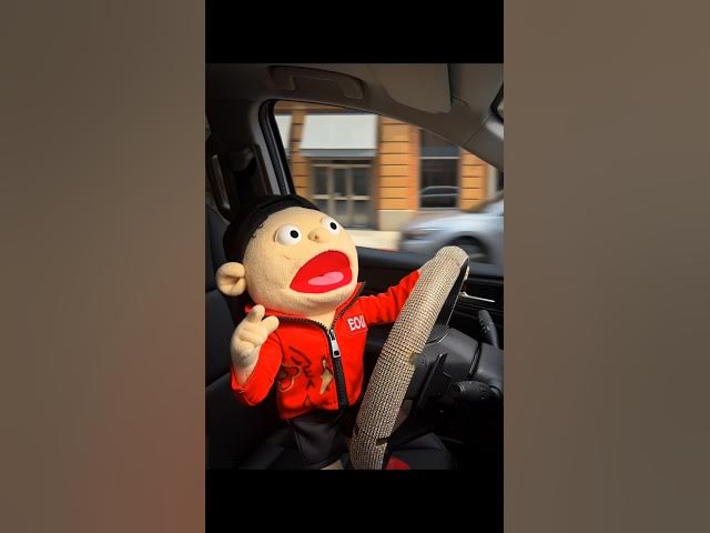 Video thumbnail for #helpmemakethismakesense #puppet