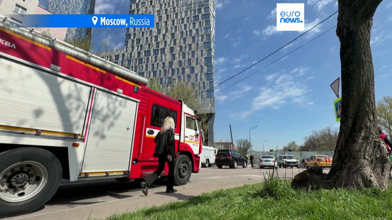 Video thumbnail for Drone strikes Moscow building just days before Russia's Victory Day parade