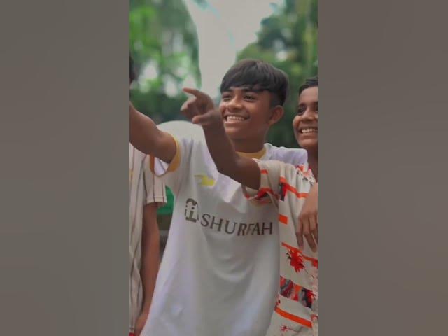 Video thumbnail for চিকনা চিকনা চিকনা আ আ আ #reels #bangladeshi #raistar #viral #reels #funnyshorts #100%viral