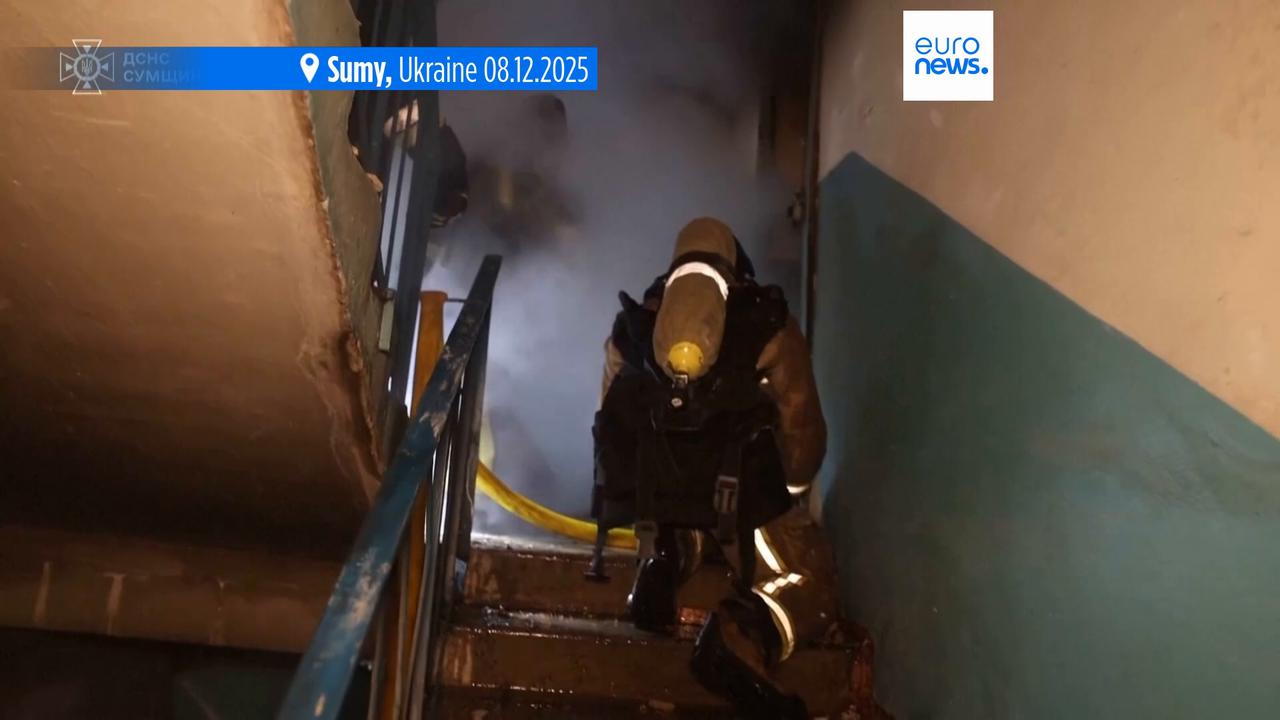 Video thumbnail for Ukraine seeks 'dignified peace' as Russian strikes kill one and injure 15