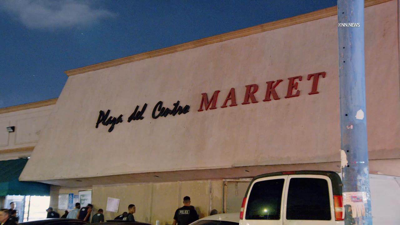 Video thumbnail for US, Los Angeles: Westlake Reported Police Raid.