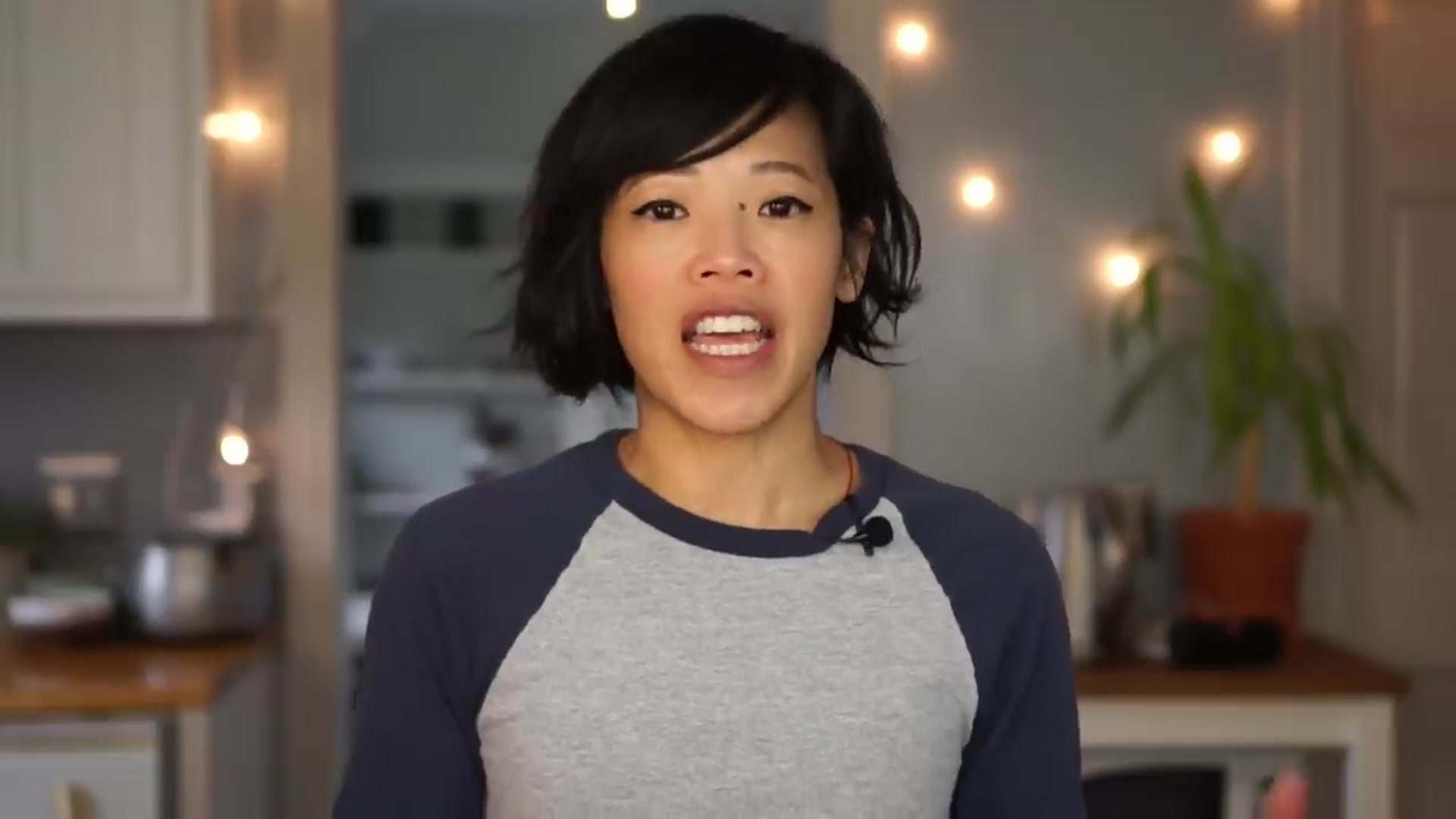 Video thumbnail for DIY JIGGLY Japanese Cotton CHEESECAKE Recipe _ You Made What_(720P_HD)