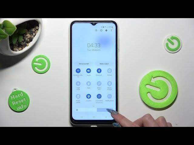 Video thumbnail for How to Turn On / Off Auto Brightness on Samsung Galaxy M04? Manage Auto Brightness Feature Checkup!