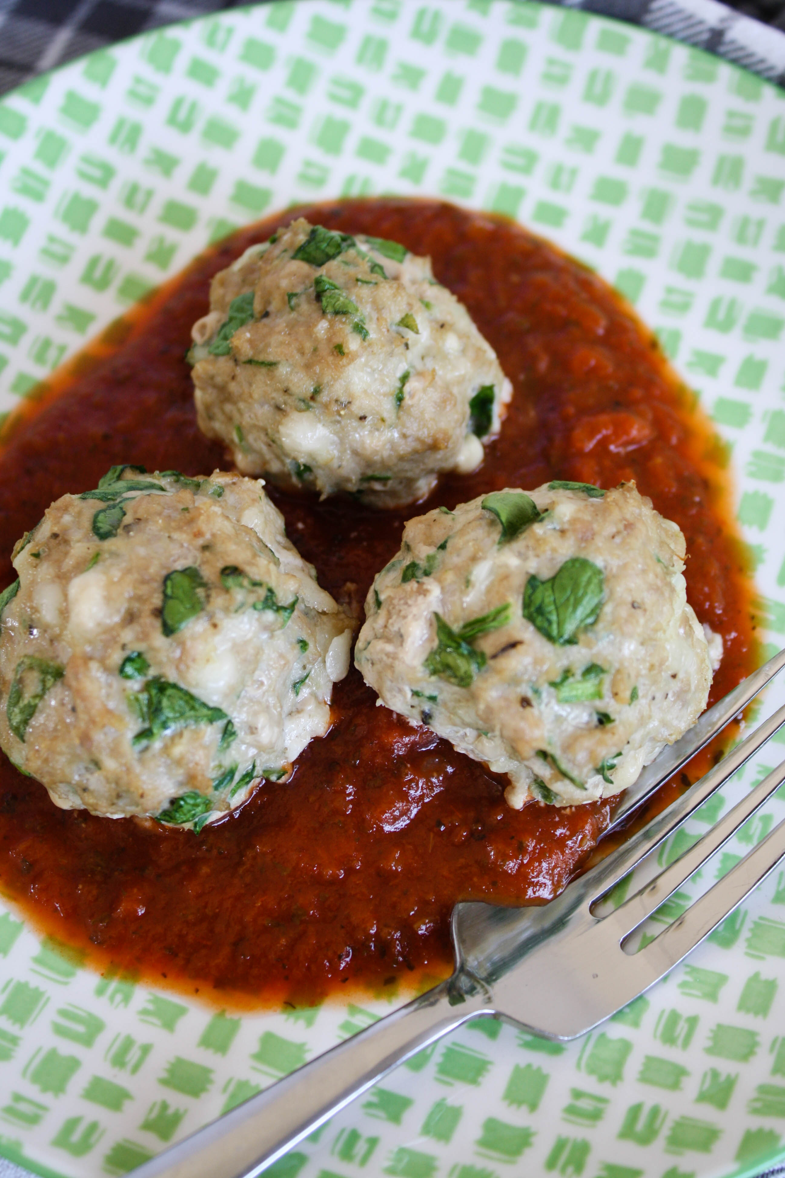 'Video thumbnail for Spinach, Turkey & Cheese Meatballs Recipe'