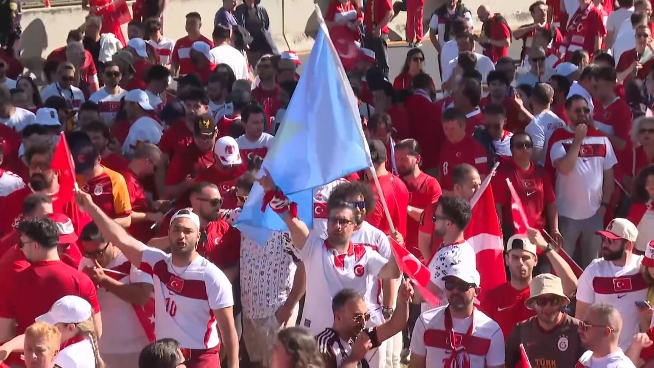 Video thumbnail for US: Turkish fans march in Santa Clara to support national team.
