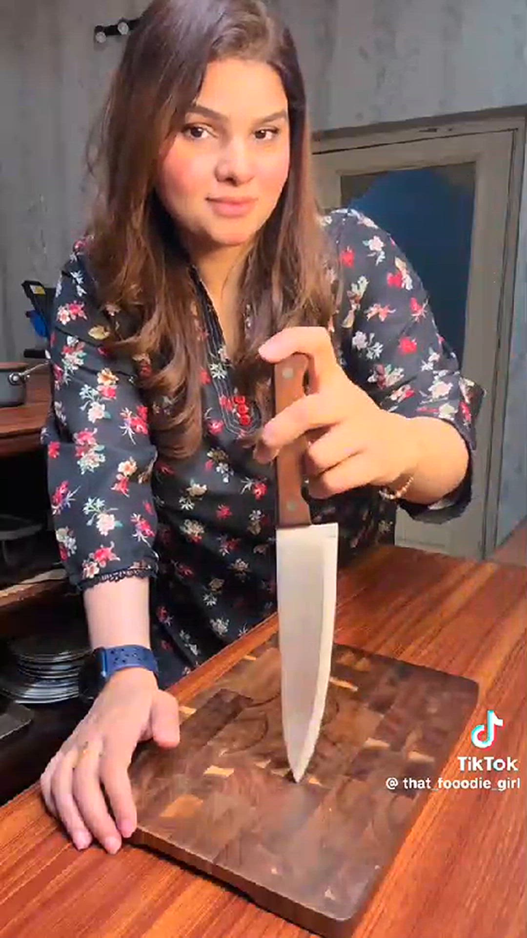 Video thumbnail for thread cheese ball recipe