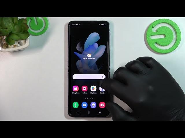 Video thumbnail for How to Enable & Disable App Drawer on Samsung Galaxy Z Flip4