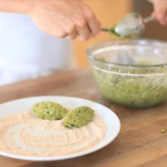 Video thumbnail for Byron Talbott’s Perfect Homemade Falafel