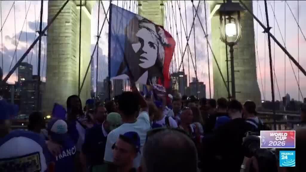 Video thumbnail for French fans take over Brooklyn Bridge as tension builds ahead of Sweden clash