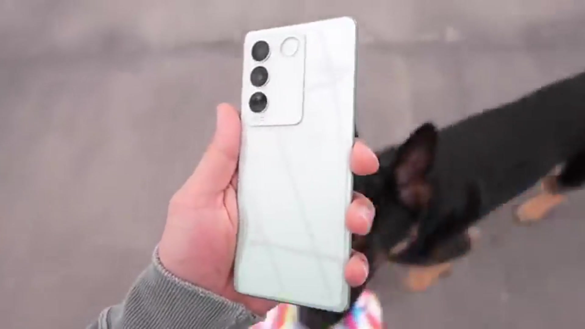 'Video thumbnail for This Smartphone Has A Trick Up Its Sleeve...'