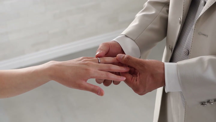 Video thumbnail for From “Me” to “We”- Money Tips for Couples | Money Minute