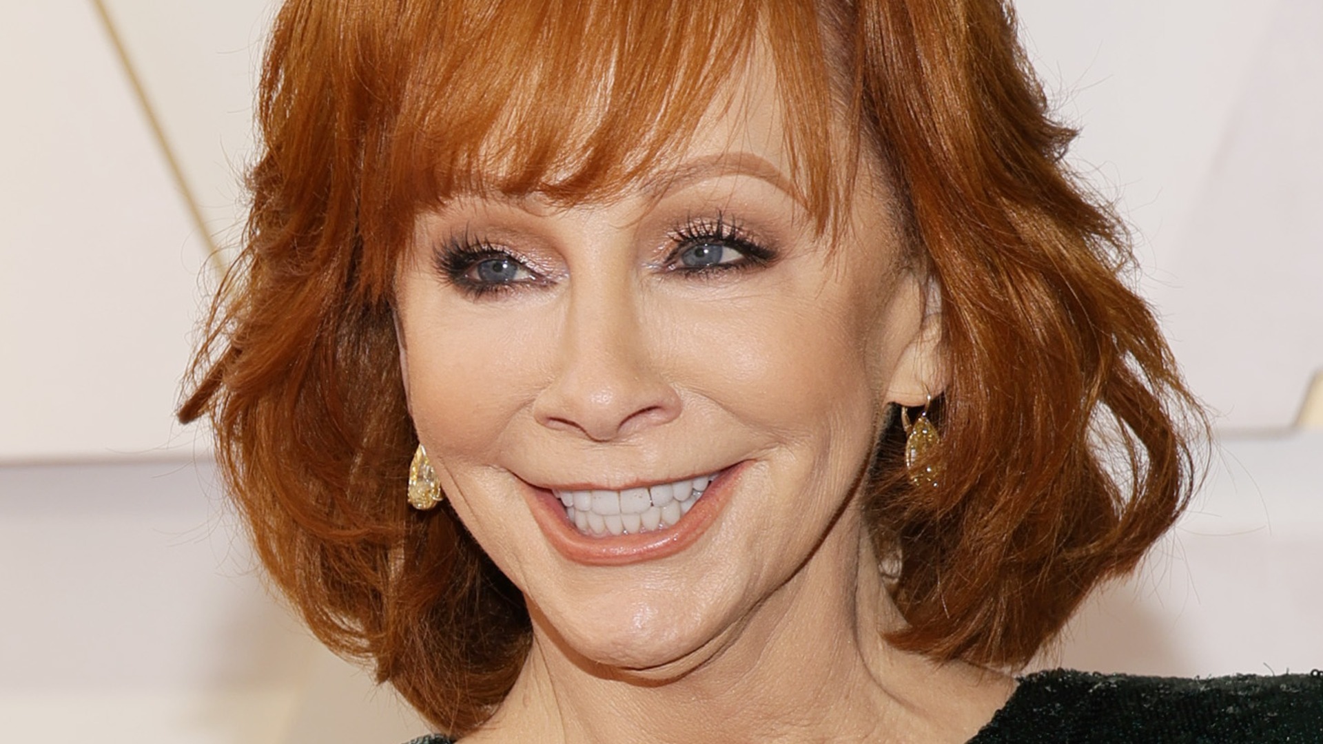Video thumbnail for Reba McEntire's Complete Style Transformation