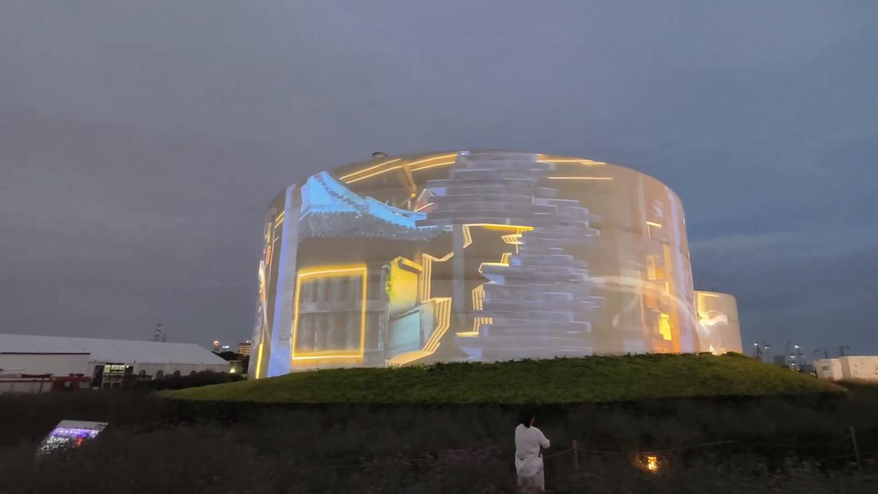 Video thumbnail for China: 3D Mapping Light Show.