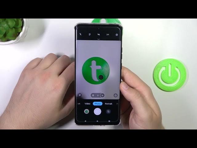 Video thumbnail for How to Manually Adjust Camera Brightness on Motorola Edge 40?
