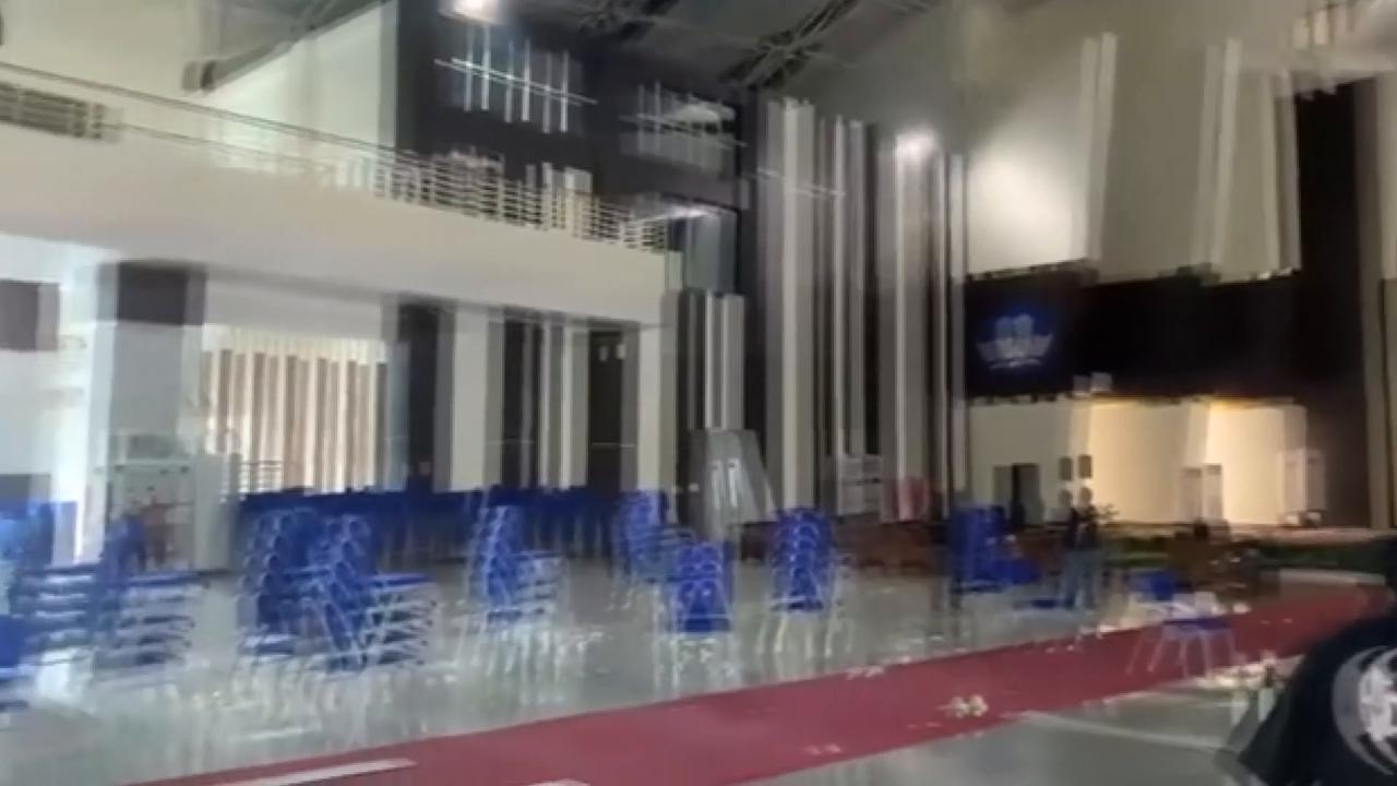 Video thumbnail for Indonesia: Magnitude 6.7 earthquake damages buildings in Palu, Indonesia.