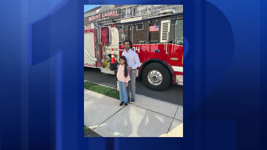 Video thumbnail for Jersey Proud: Firetruck drop-off for book loving student sparks 'Jersey Proud' moment in Mount Laurel