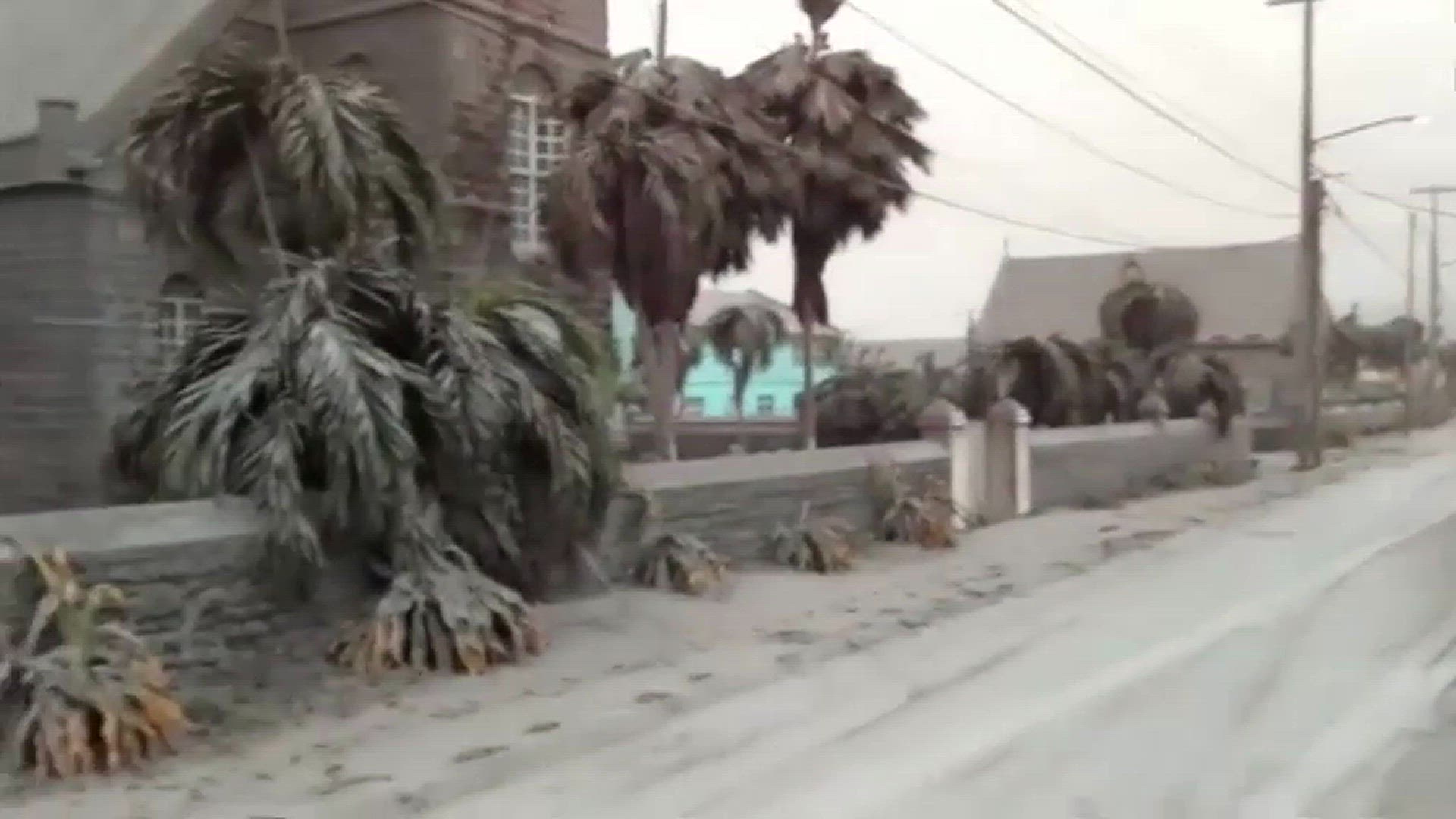 'Video thumbnail for Vulkanausbruch La Soufriere'