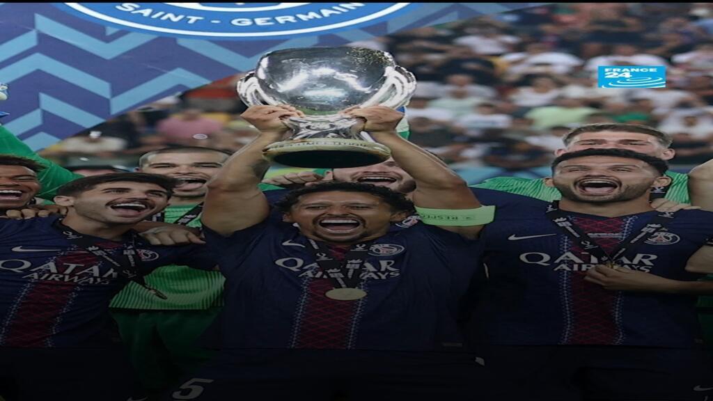 'Video thumbnail for Football : le Paris Saint Germain s'offre la Supercoupe au bout du suspense'