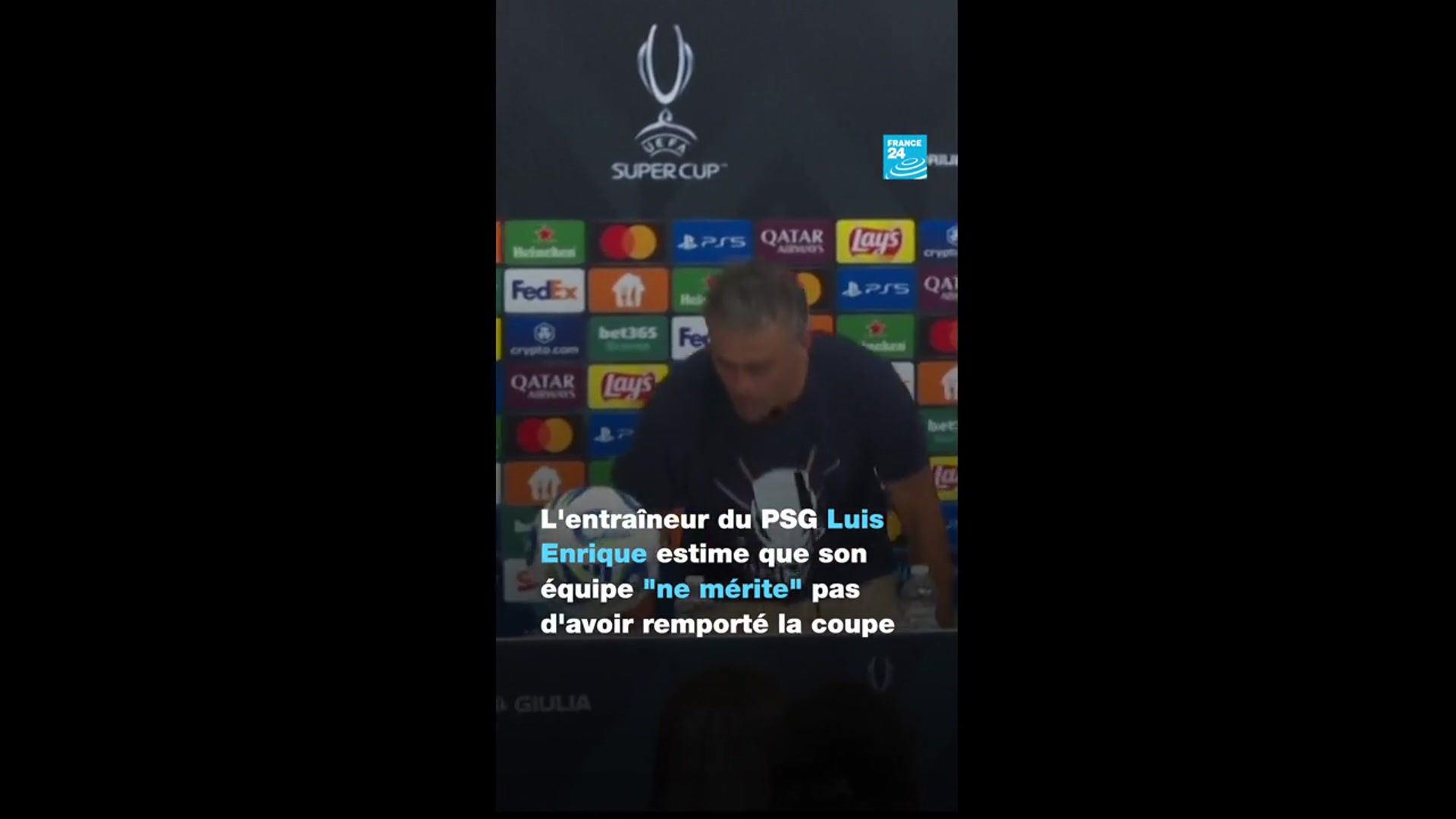 'Video thumbnail for Football : le Paris Saint Germain s'offre la Supercoupe au bout du suspense'