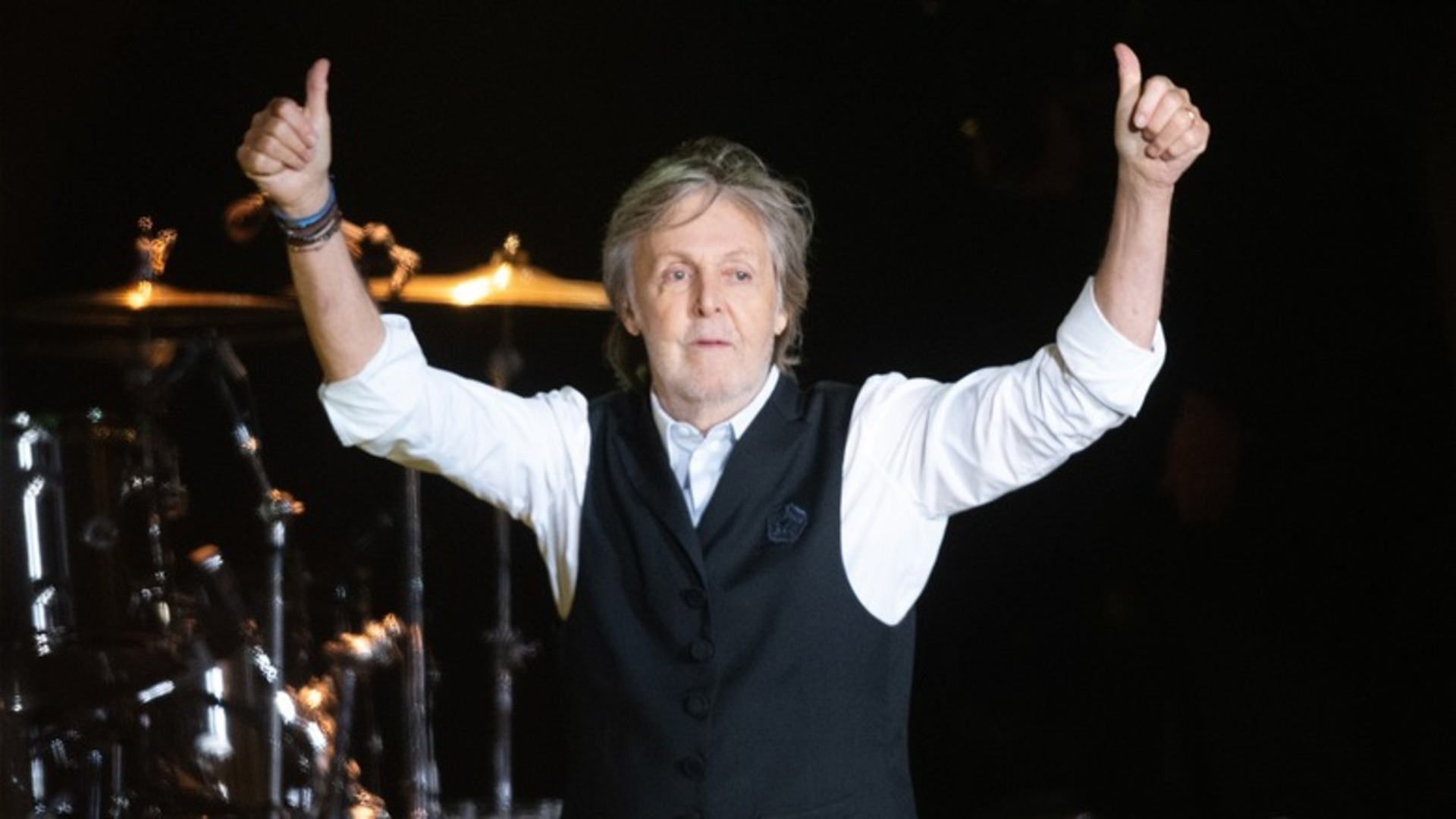 Video thumbnail for 5 Beatles Hits Paul McCartney Has Never Played Since Going Solo
