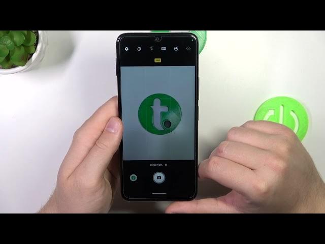 Video thumbnail for How To Take High Resolution 50MPX Photos Using TCL 408