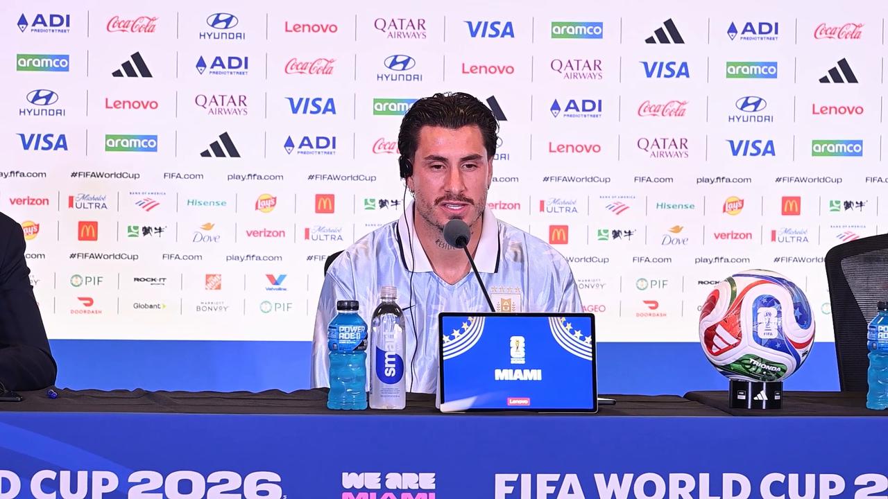 Video thumbnail for US: Uruguay's Gimenez expects difficult Saudi Arabia test in World Cup opener.