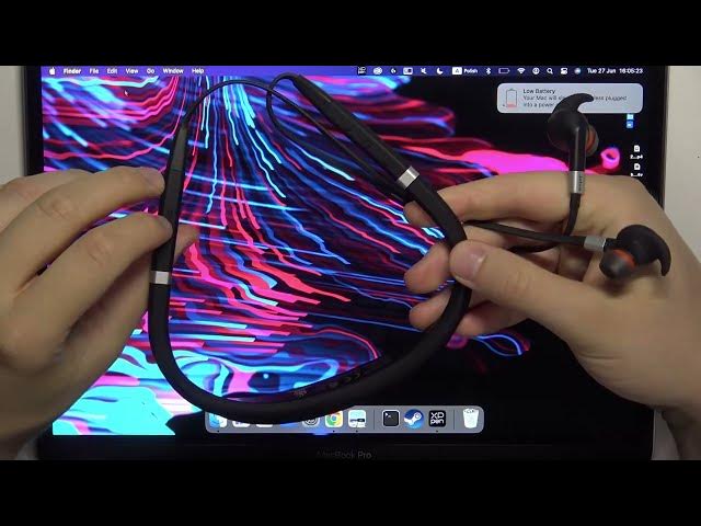 Video thumbnail for How to Pair Jabra Evolve 75e with Macbook?