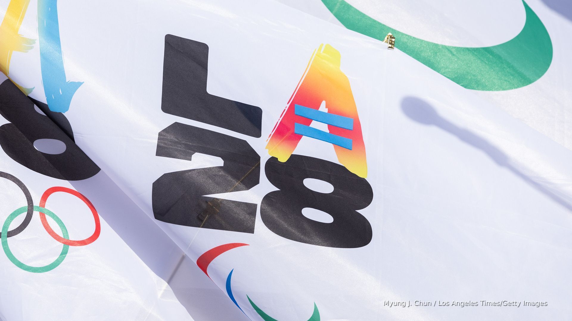 'Video thumbnail for Pushback to $30 minimum wage increase in LA ahead of 2028 Olympics'