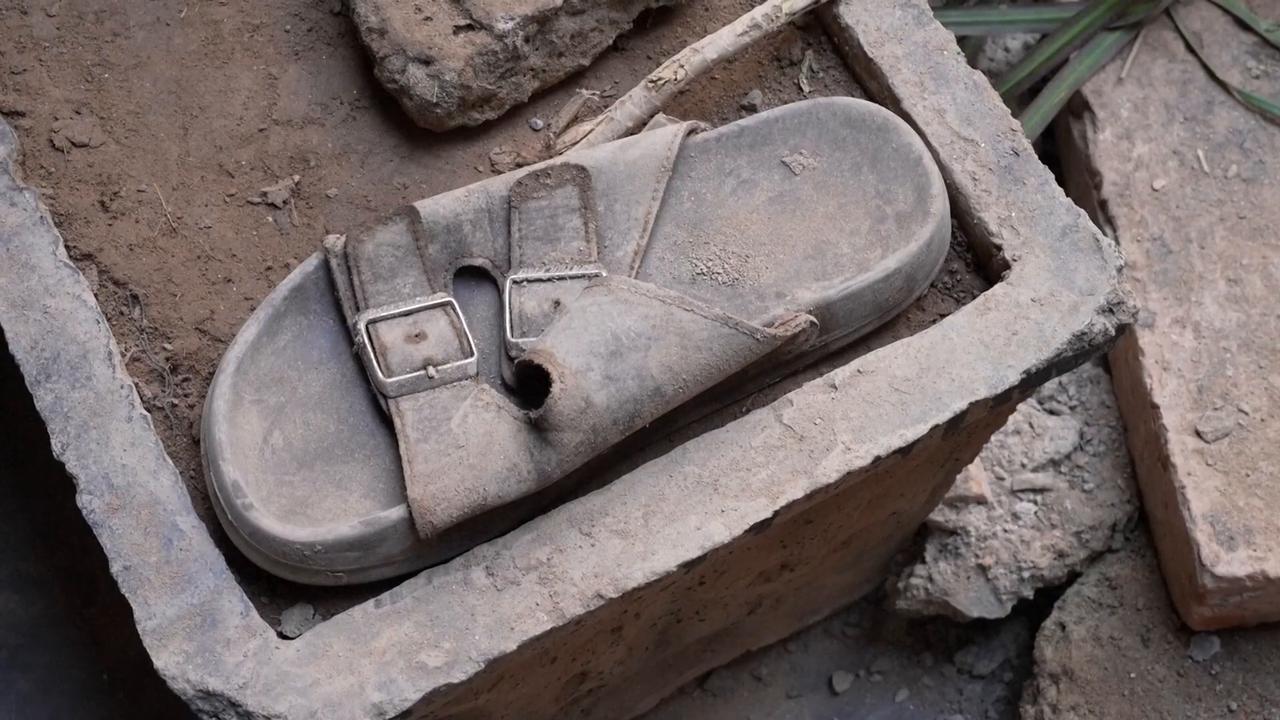 Video thumbnail for Pakistan: Grieving families, survivors question oversight after school roof collapse in Peshawar.