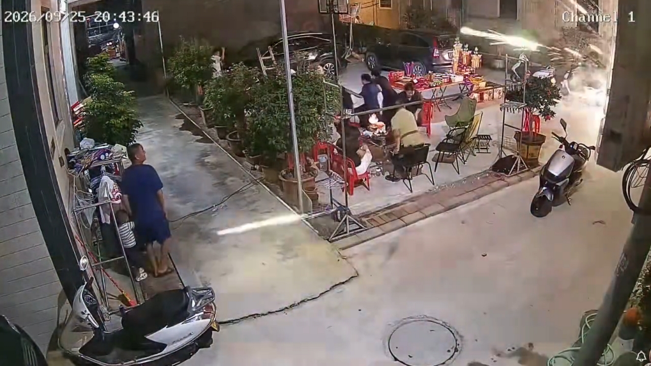 Video thumbnail for Fireworks Malfunction at Outdoor Gathering in Guangdong, China