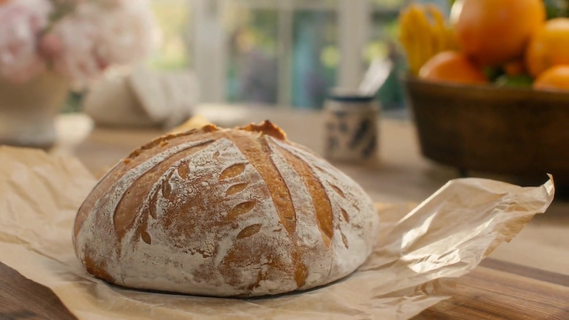 Video thumbnail for Meghan Markle’s Sourdough Bread Recipe